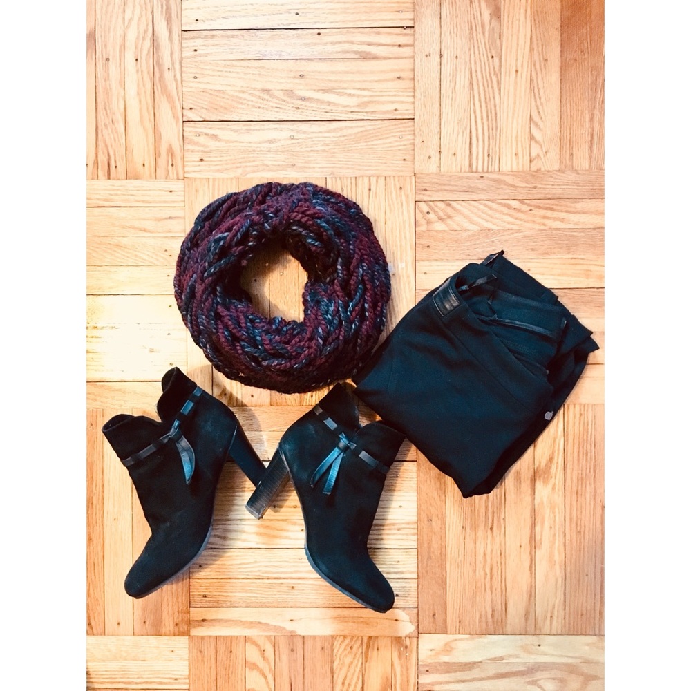 Arm Knitted Scarf
